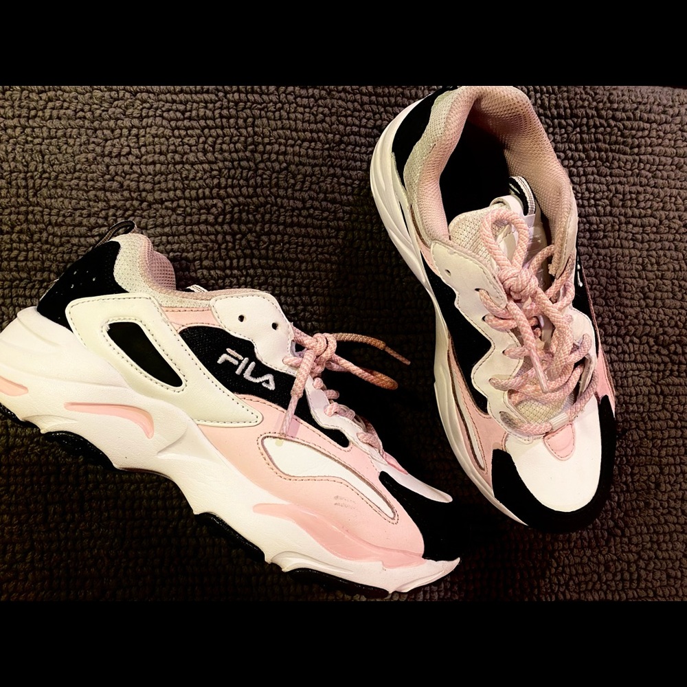 FILA Ray Tracer Pink, Black & White Shoes,